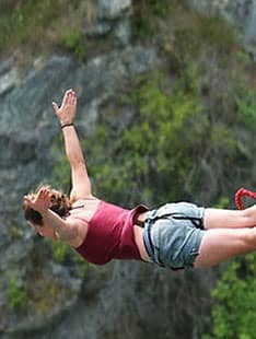 BUNGEE JUMPING