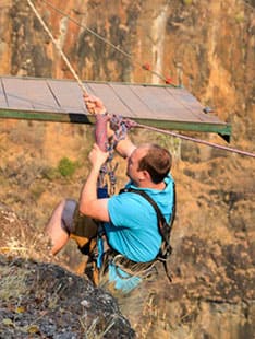 GORGE SWING